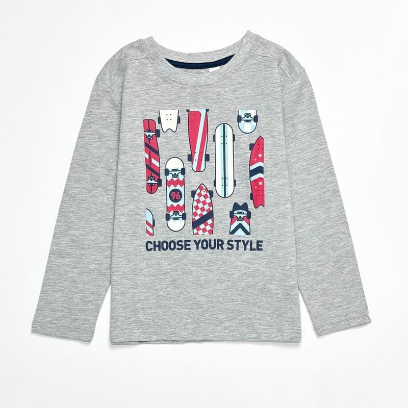 بلوز پسرانه طرح اسکیت مارک دار